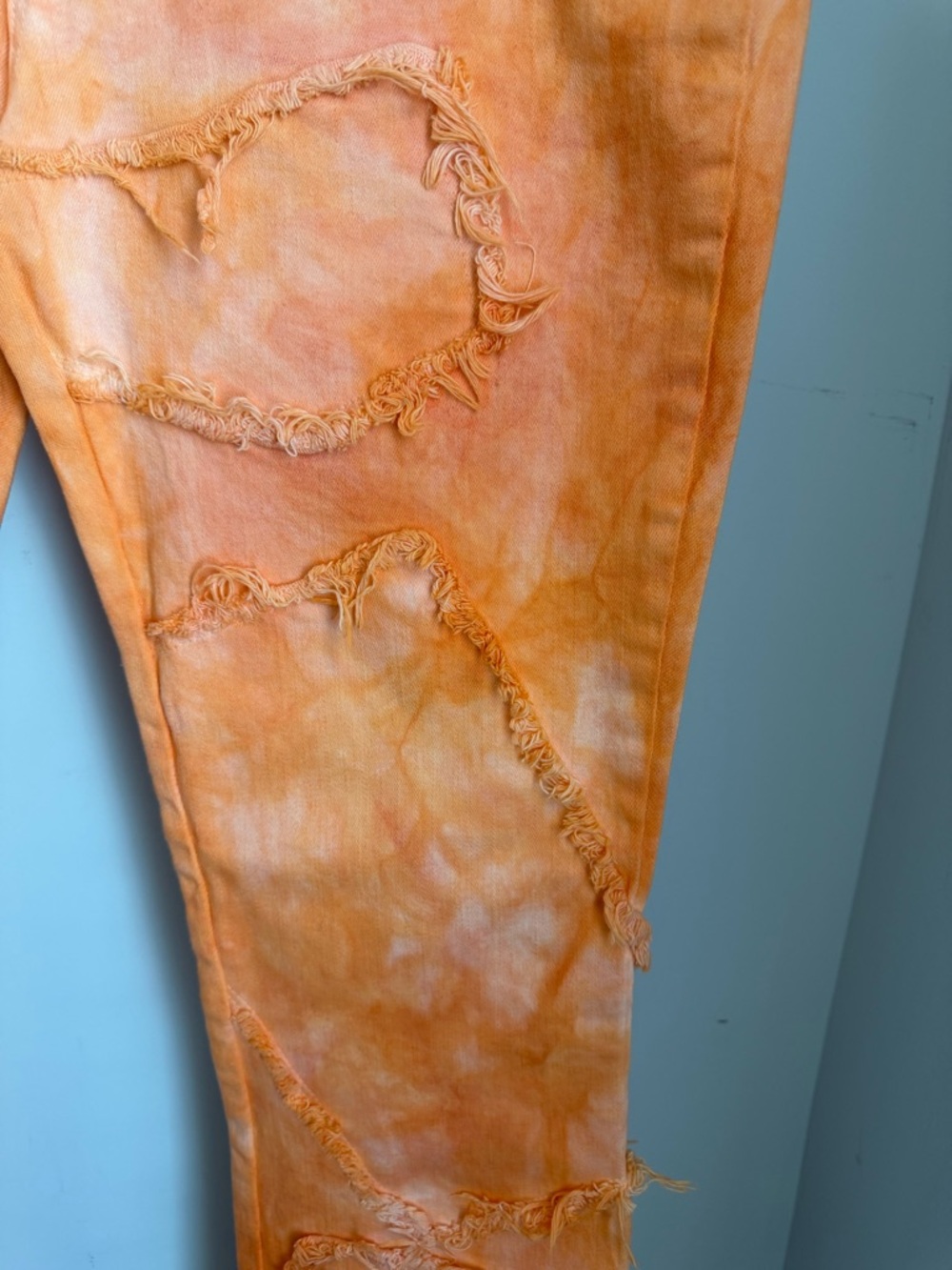 Valabasas Orange Tie Dye Distressed Patchwork Stacked Jeans Size 40 NWOT - Picture 4 of 9